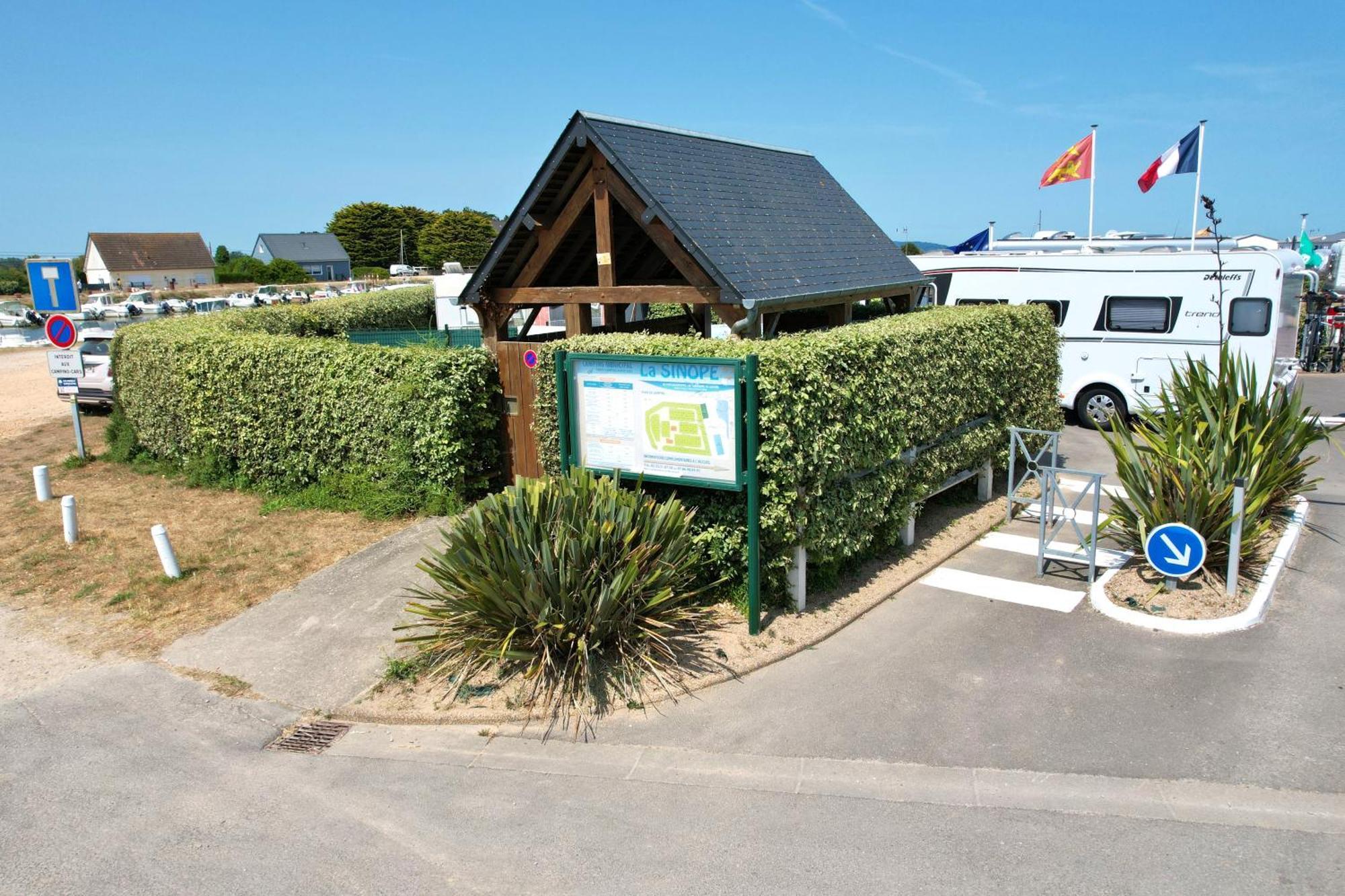 Camping La Sinope Quineville Exterior photo